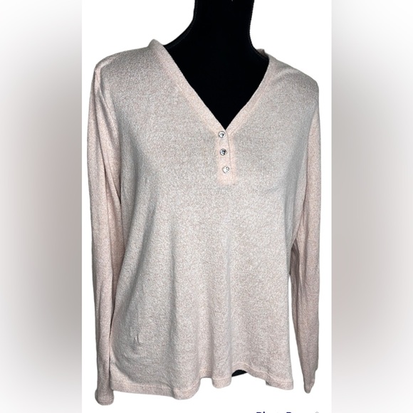 Liz Claiborne Sweaters - Liz Claiborne petite sweater in a blush pink Size PXL